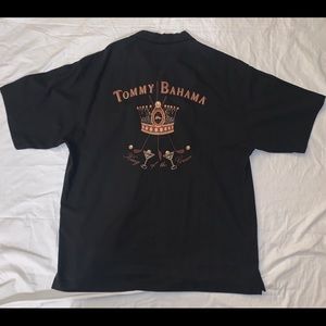Tommy Bahama “King of the Green” Large Button Up
